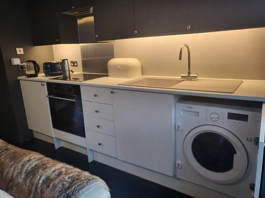 9 Modern Classic - Spacious One Bed Apartment - Great Location - Free Onsite Parking - Comfy Bed Brighton United Kingdom